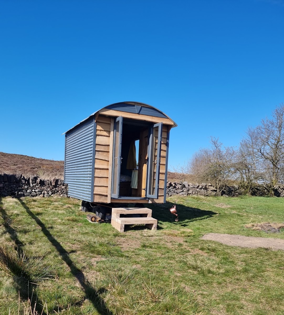 Avona Escapes Glamping & Camping 100% Biker Friendly