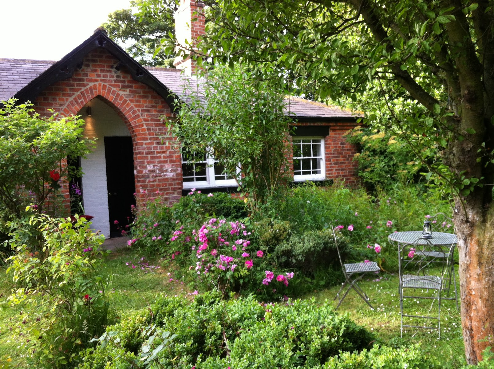 24 Bousdale Cottages