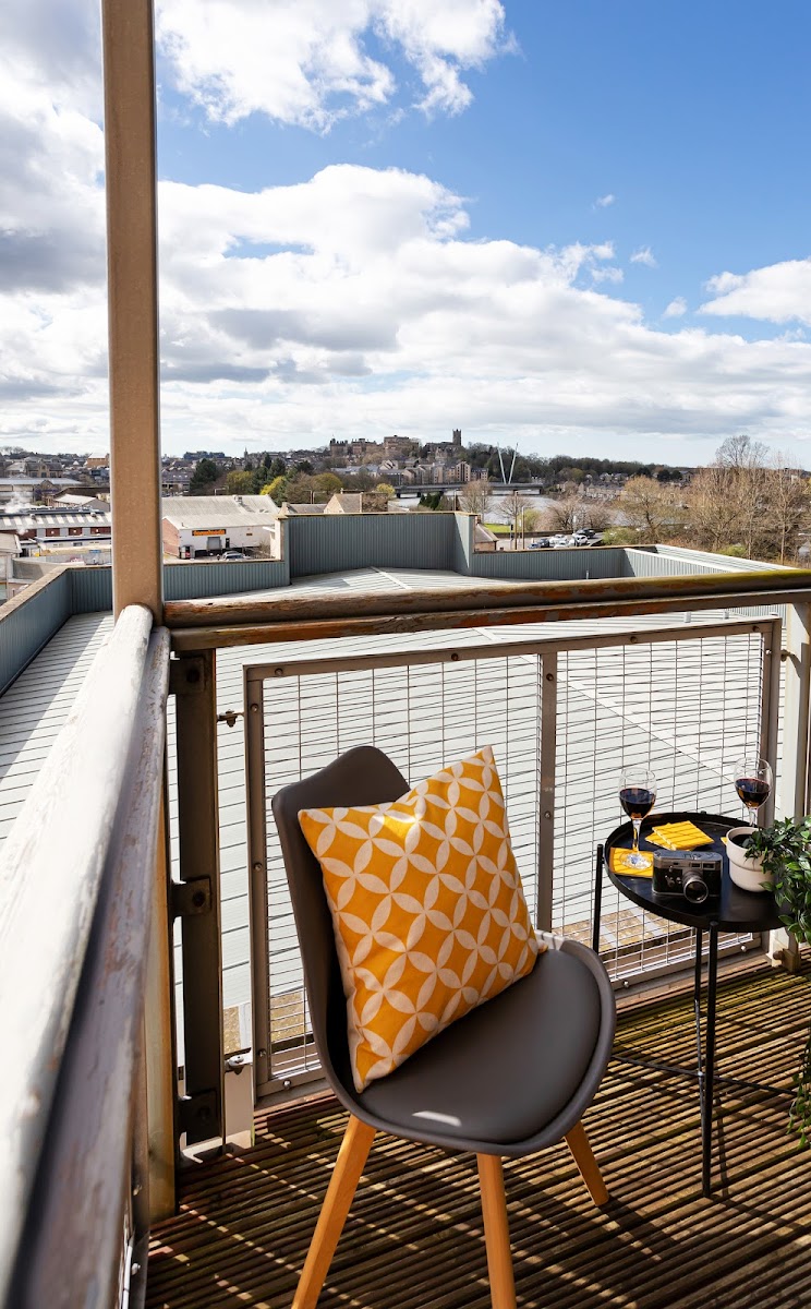 Dynamite Living - Short Stay Accommodation