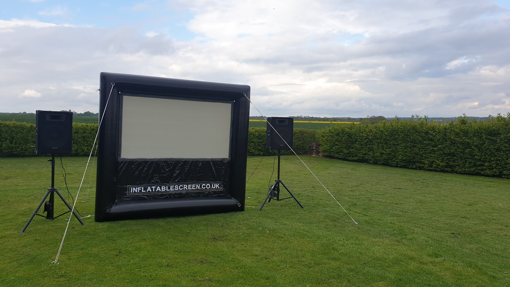 VJ Outdoor Cinema Hire