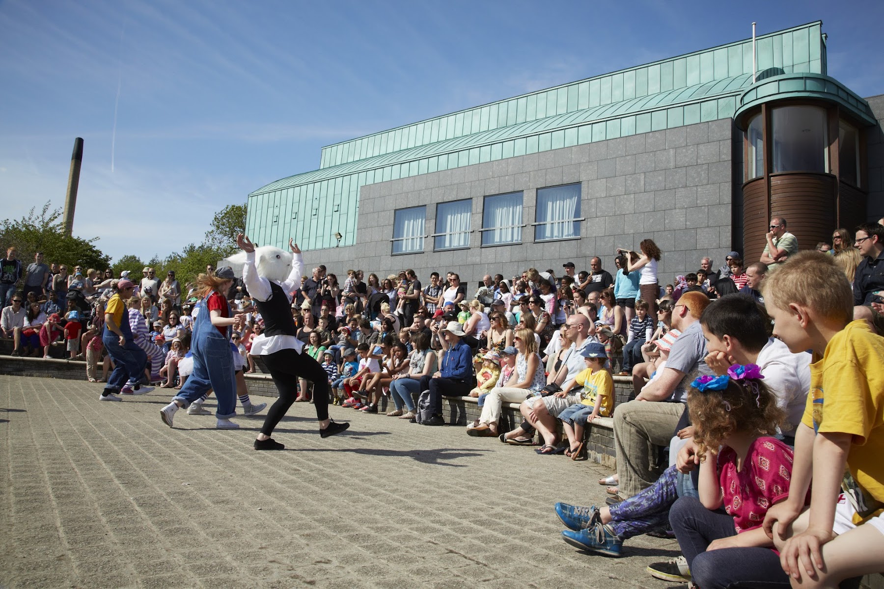 Lakeside Arts - theatre, gallery & Pavilion Café