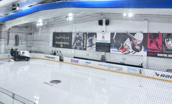 Ozone Ice Rink