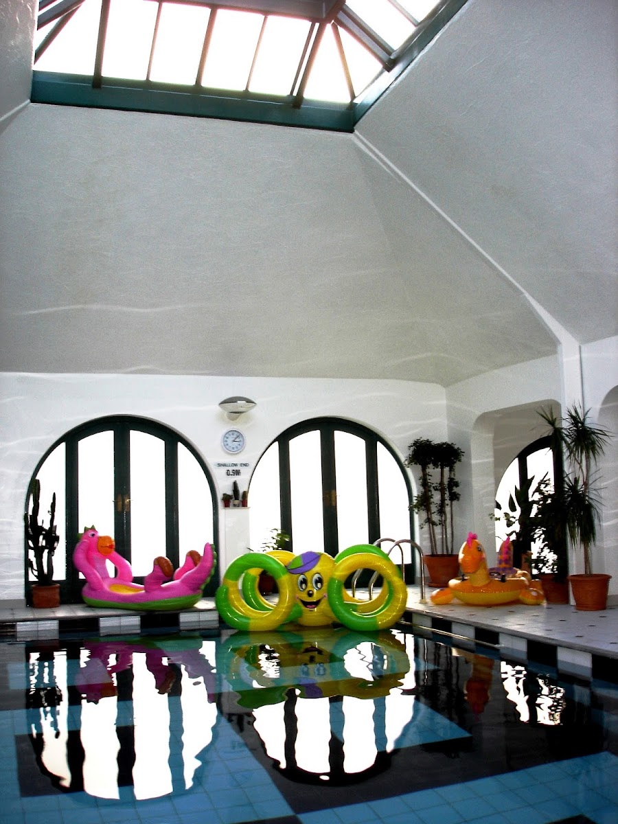 Inkerman Pool - Swimbabes and Swimstars lessons