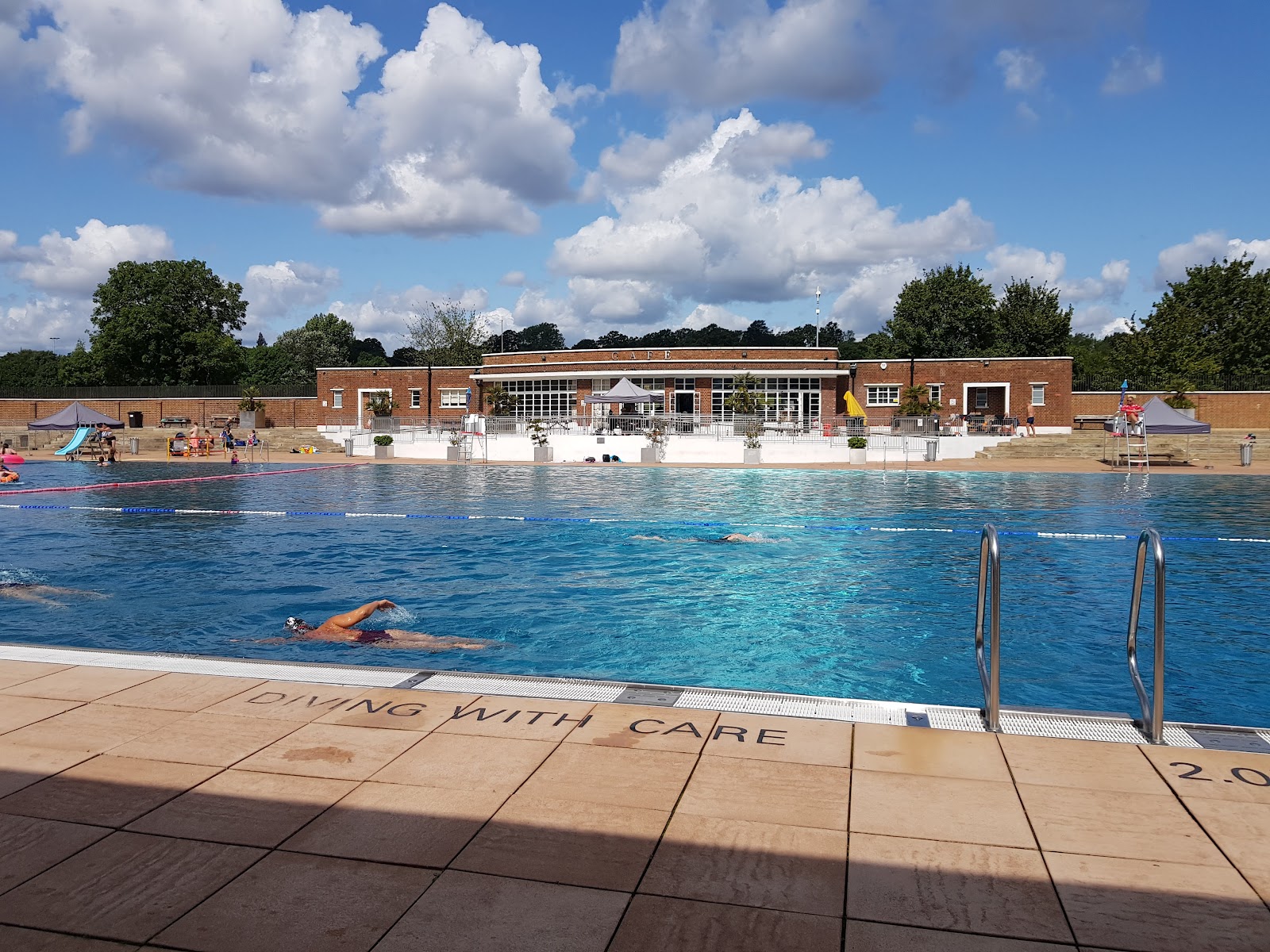 Parliament Hill Fields Lido