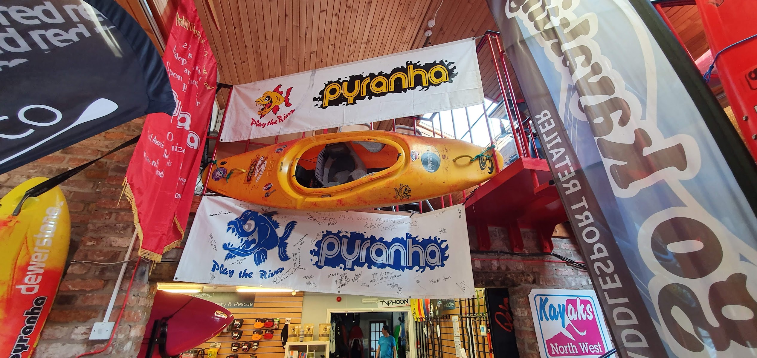 Go Kayaking North West