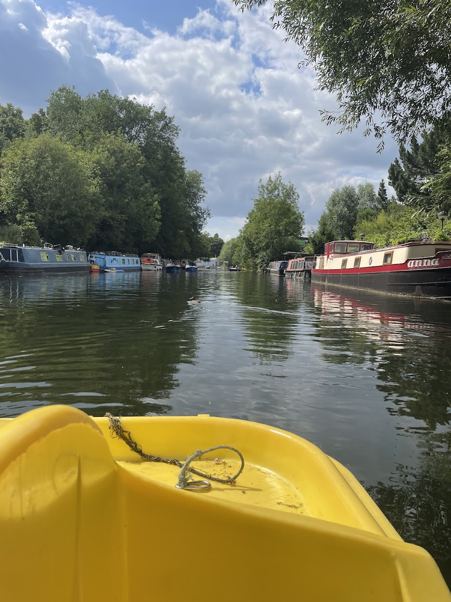 Lee Valley Boat Centre Ltd