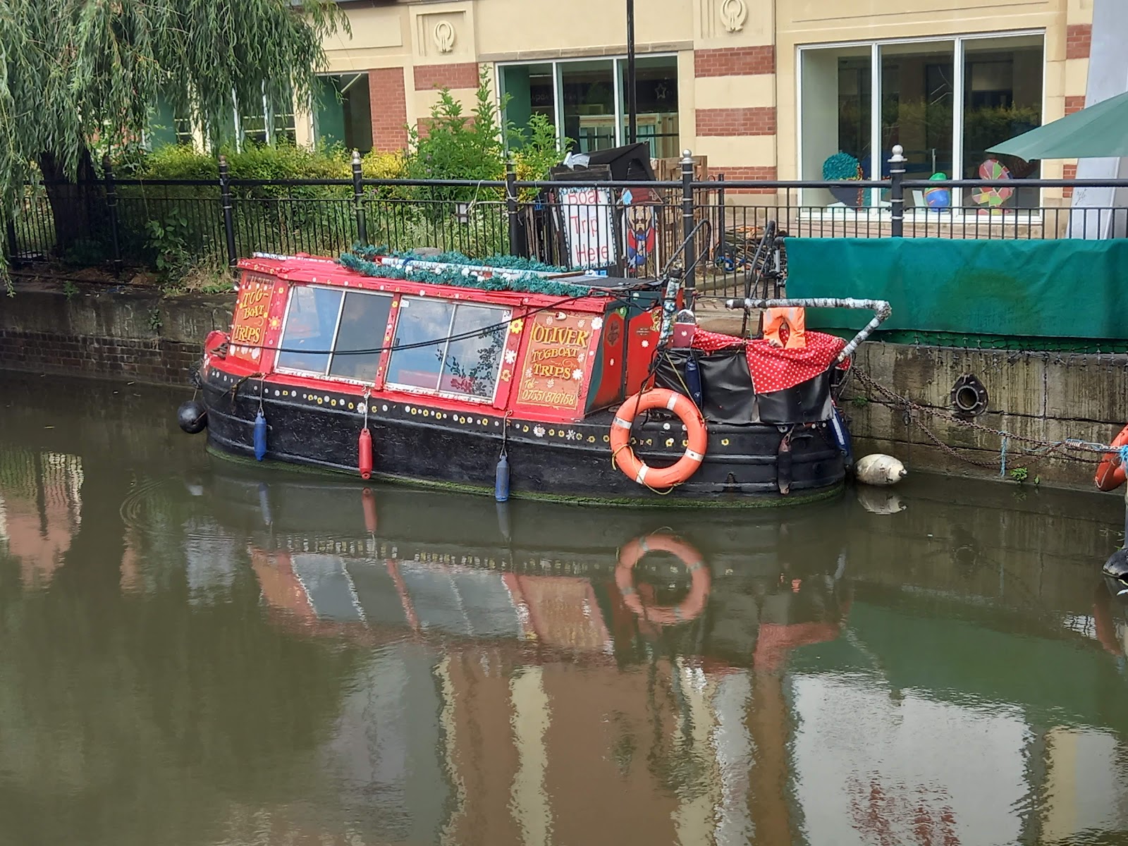 Oliver boat trips