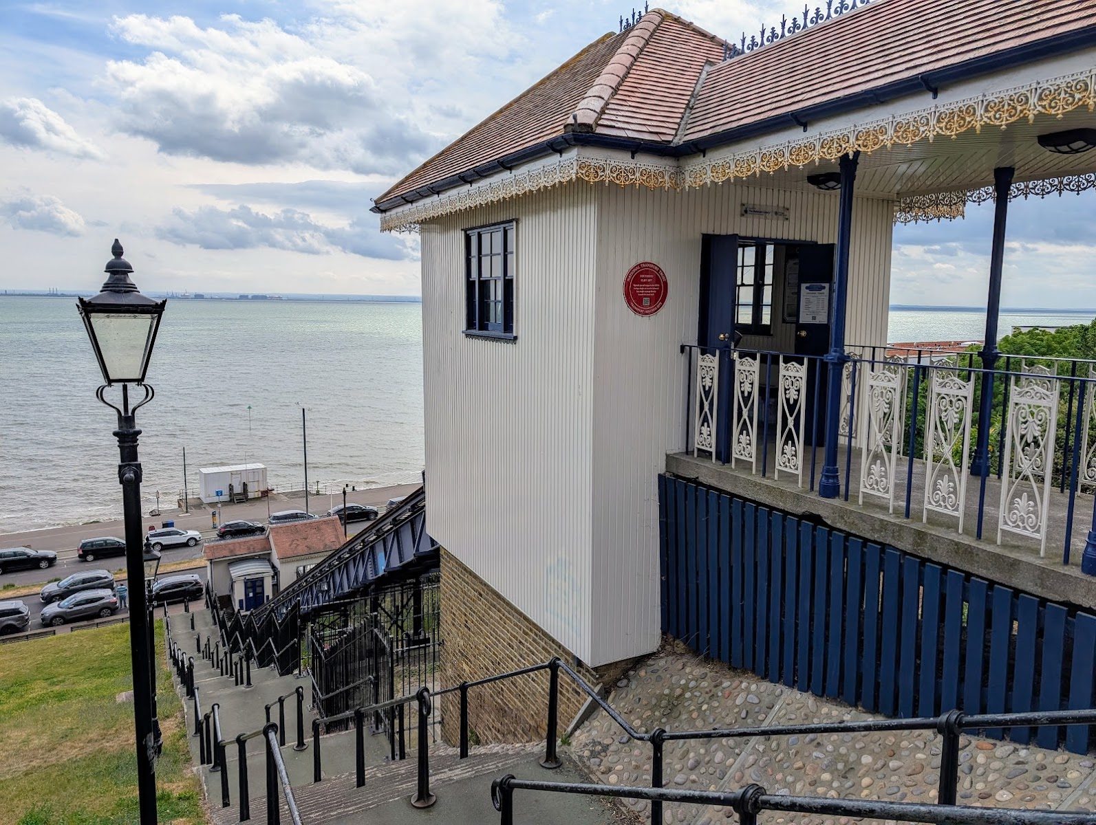 Cliff Lift