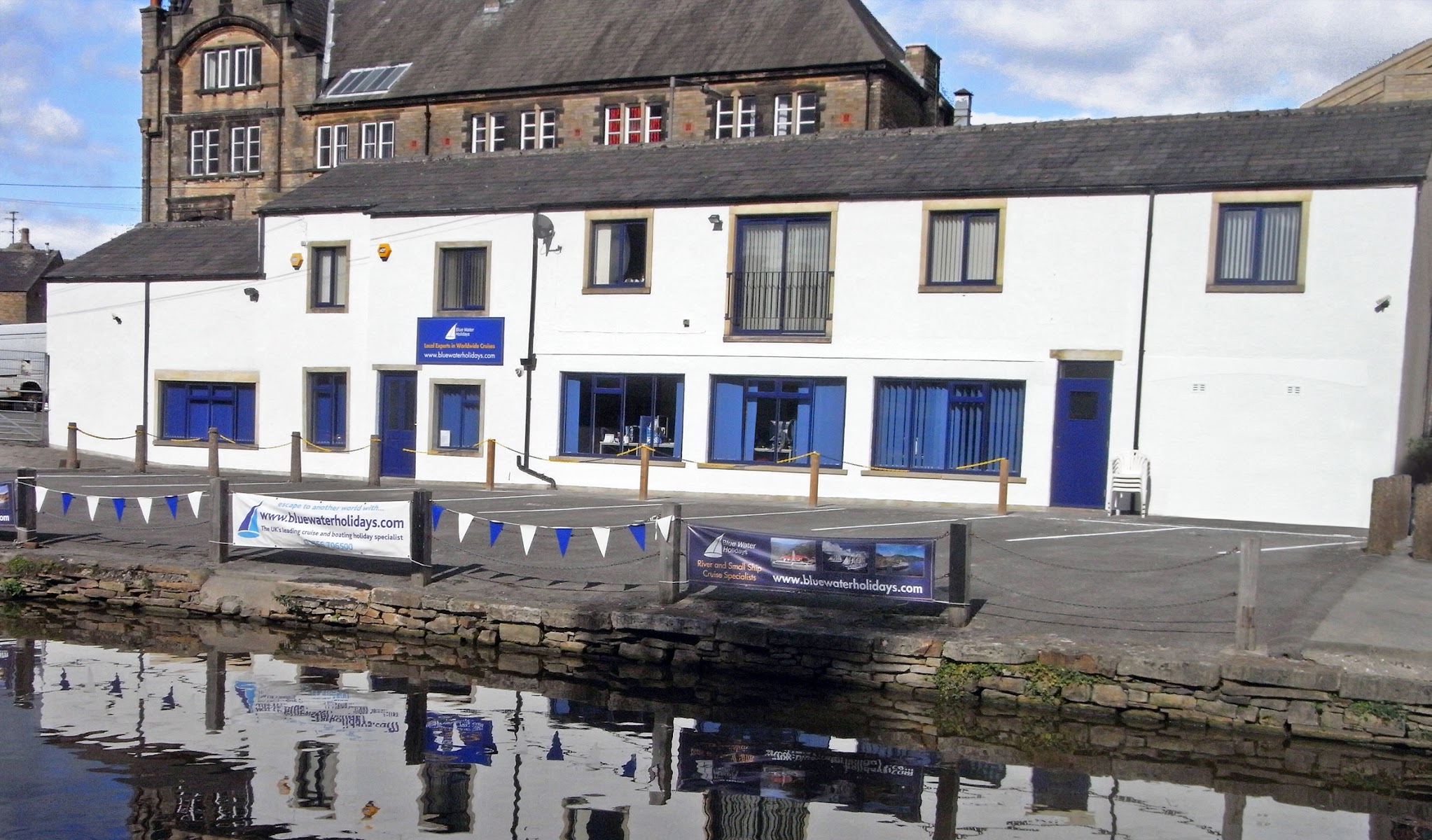 Canal Holidays