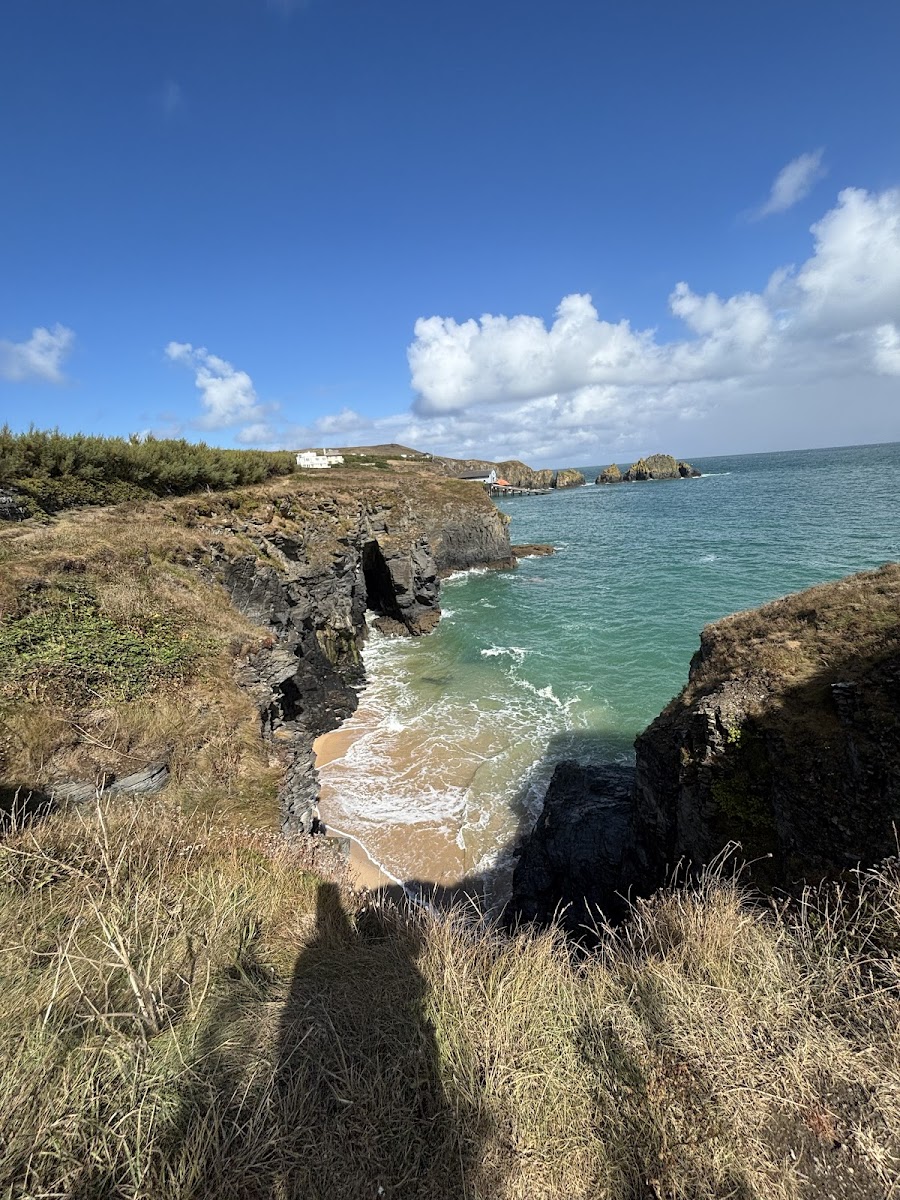 Radiant Waves Retreats