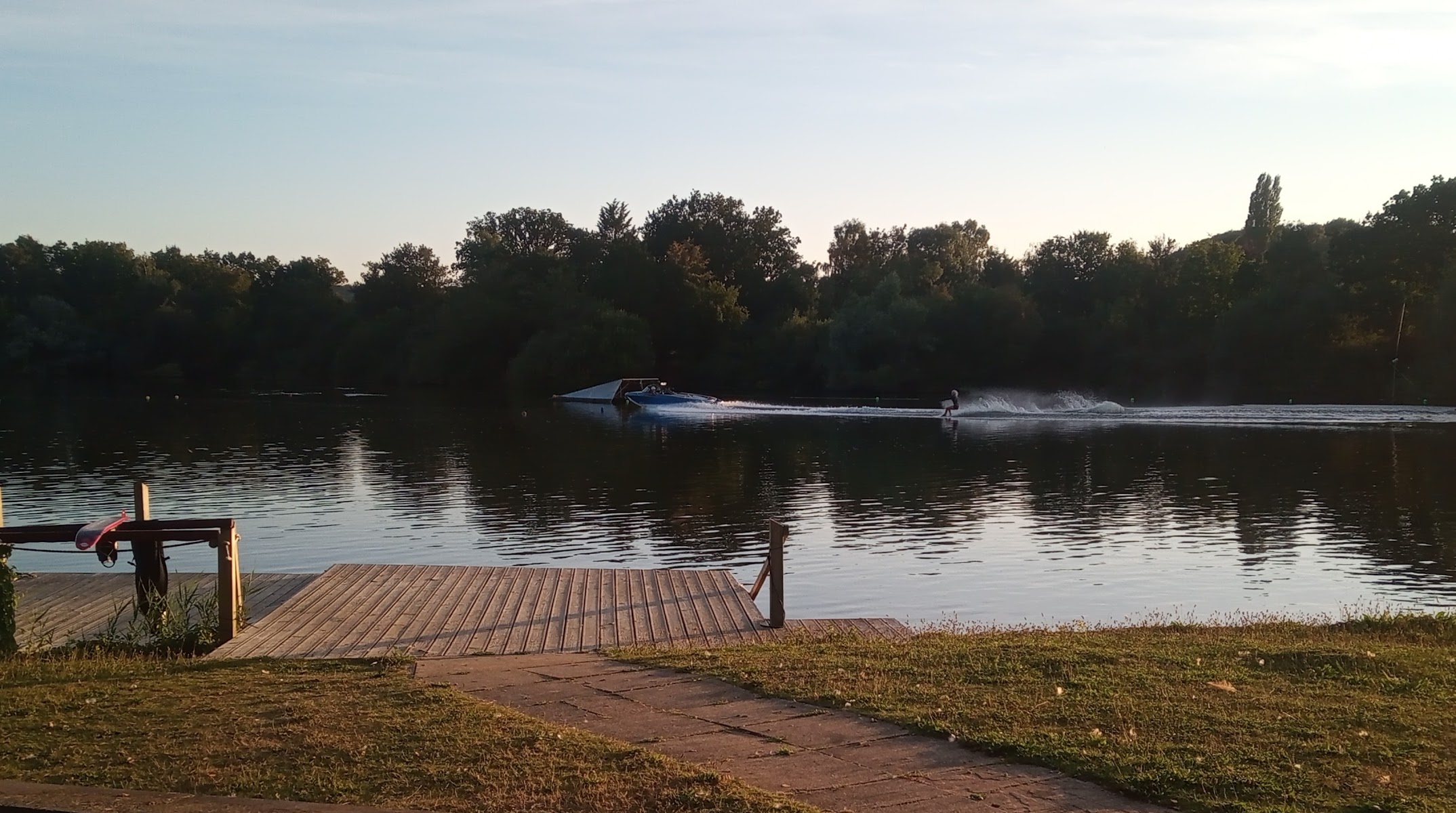 Bluebird Deaf Water Ski Club