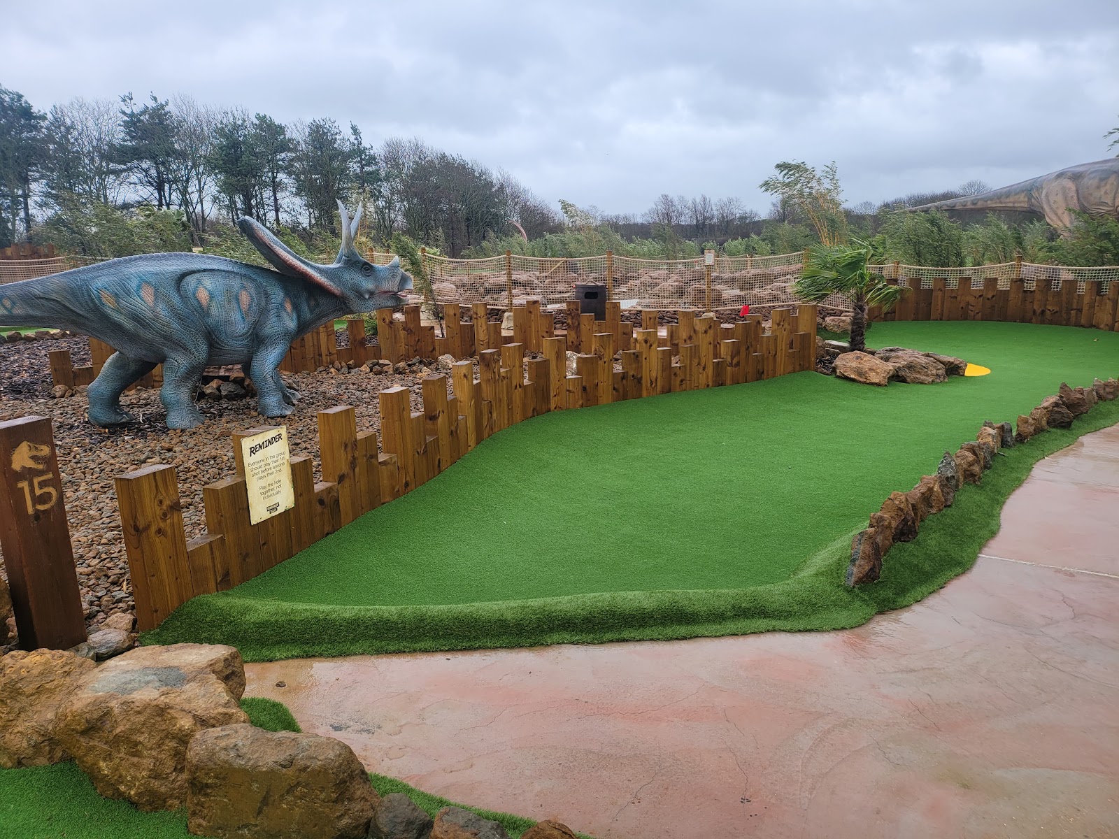 Dinosaur Valley Crazy Golf