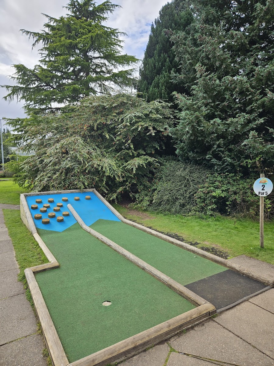 Inverness Crazy Golf