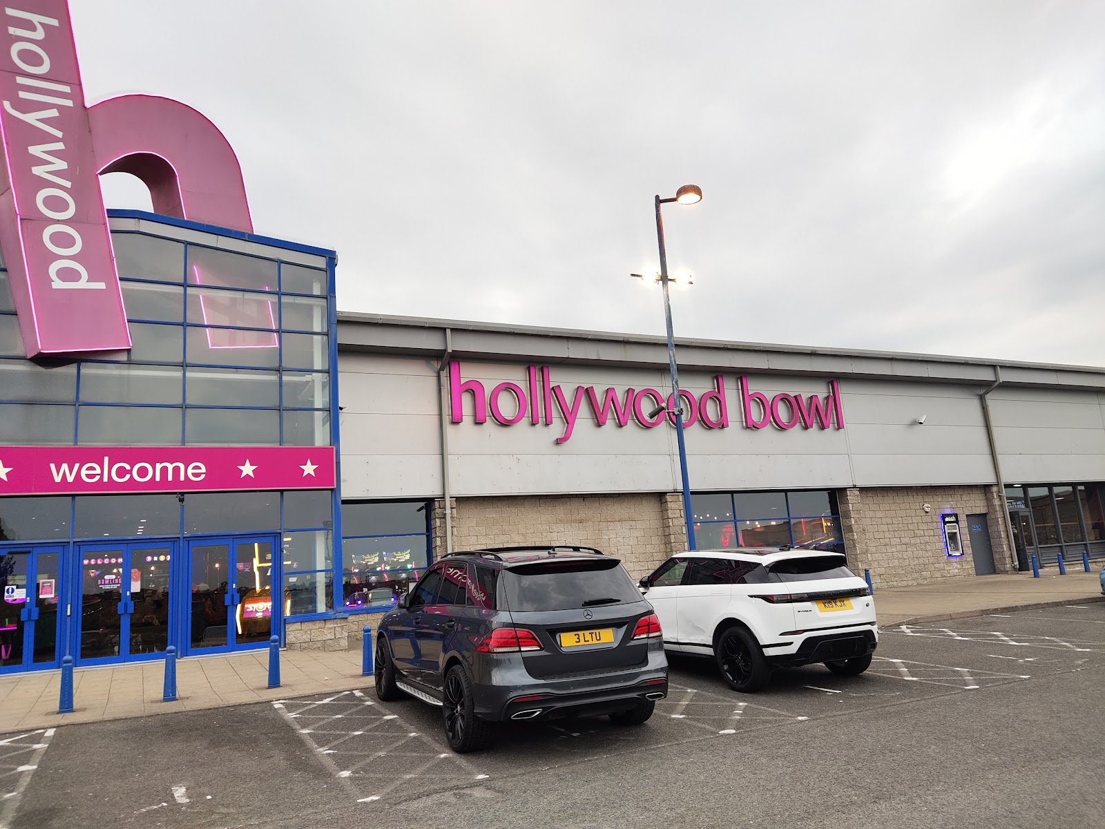 Hollywood Bowl Glasgow Coatbridge