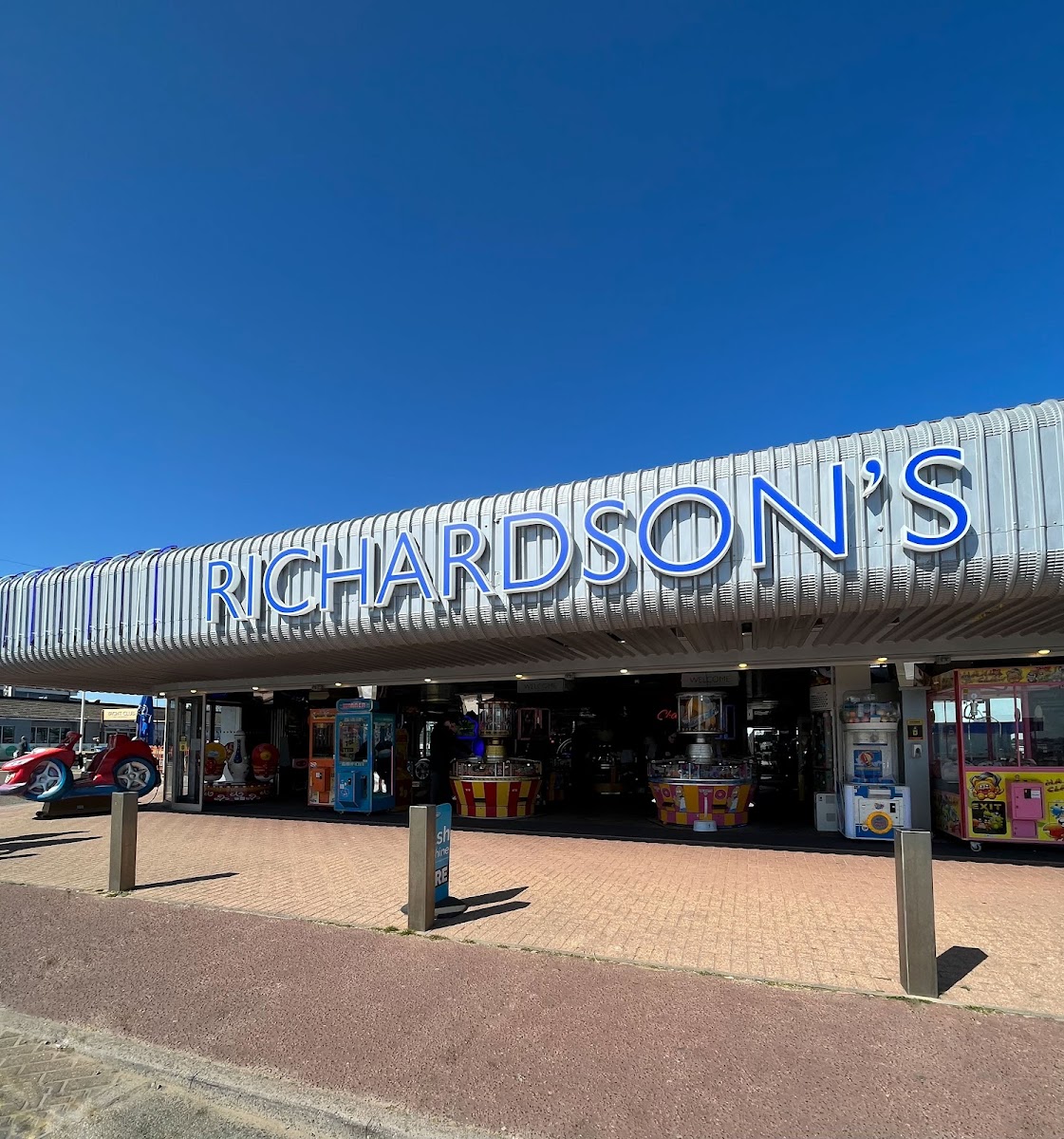 Richardson's Play & Bowl