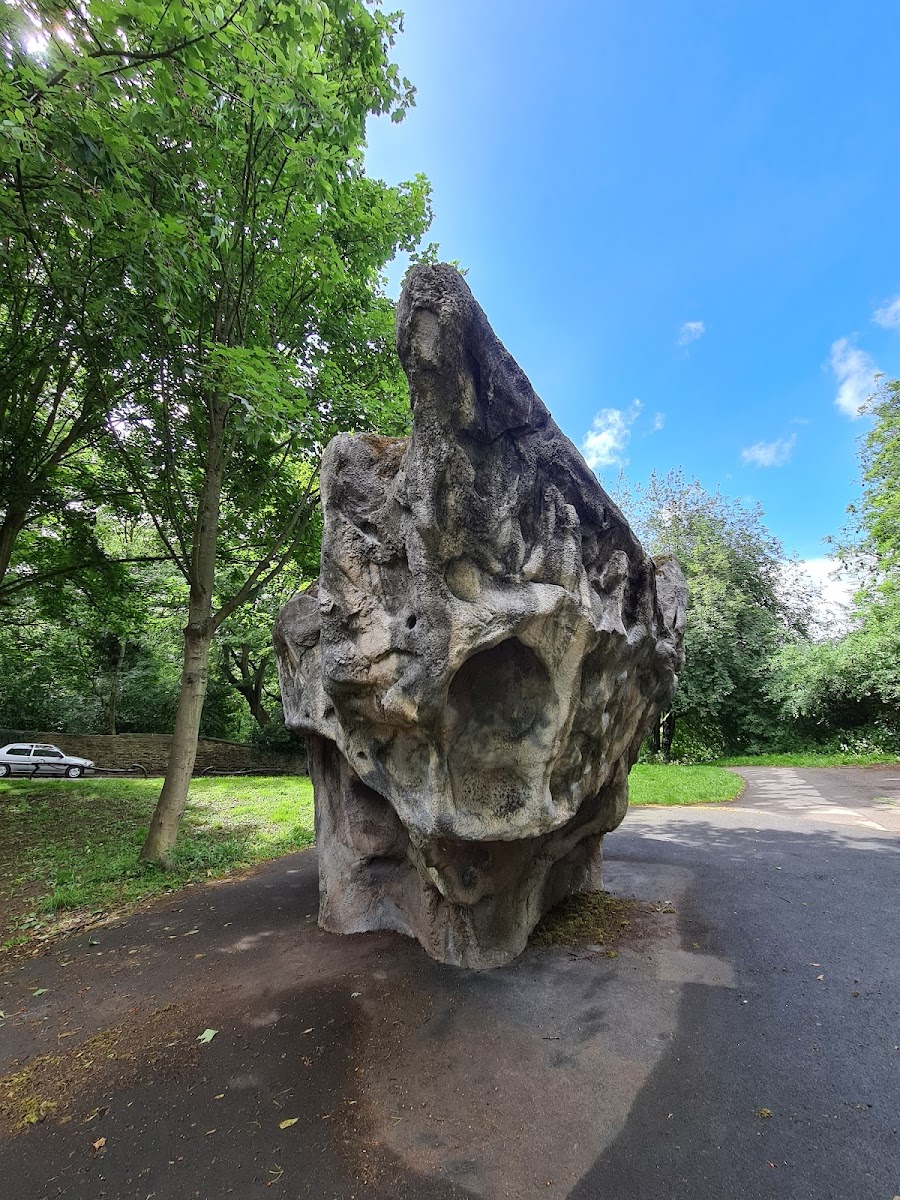 Montague Street Outdoor Climbing Boulder