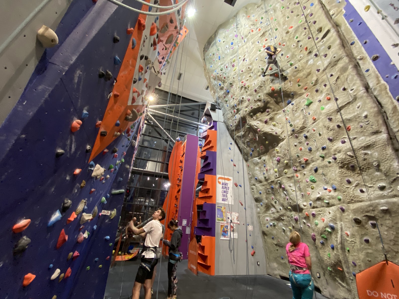 Climbing @ K2 Crawley