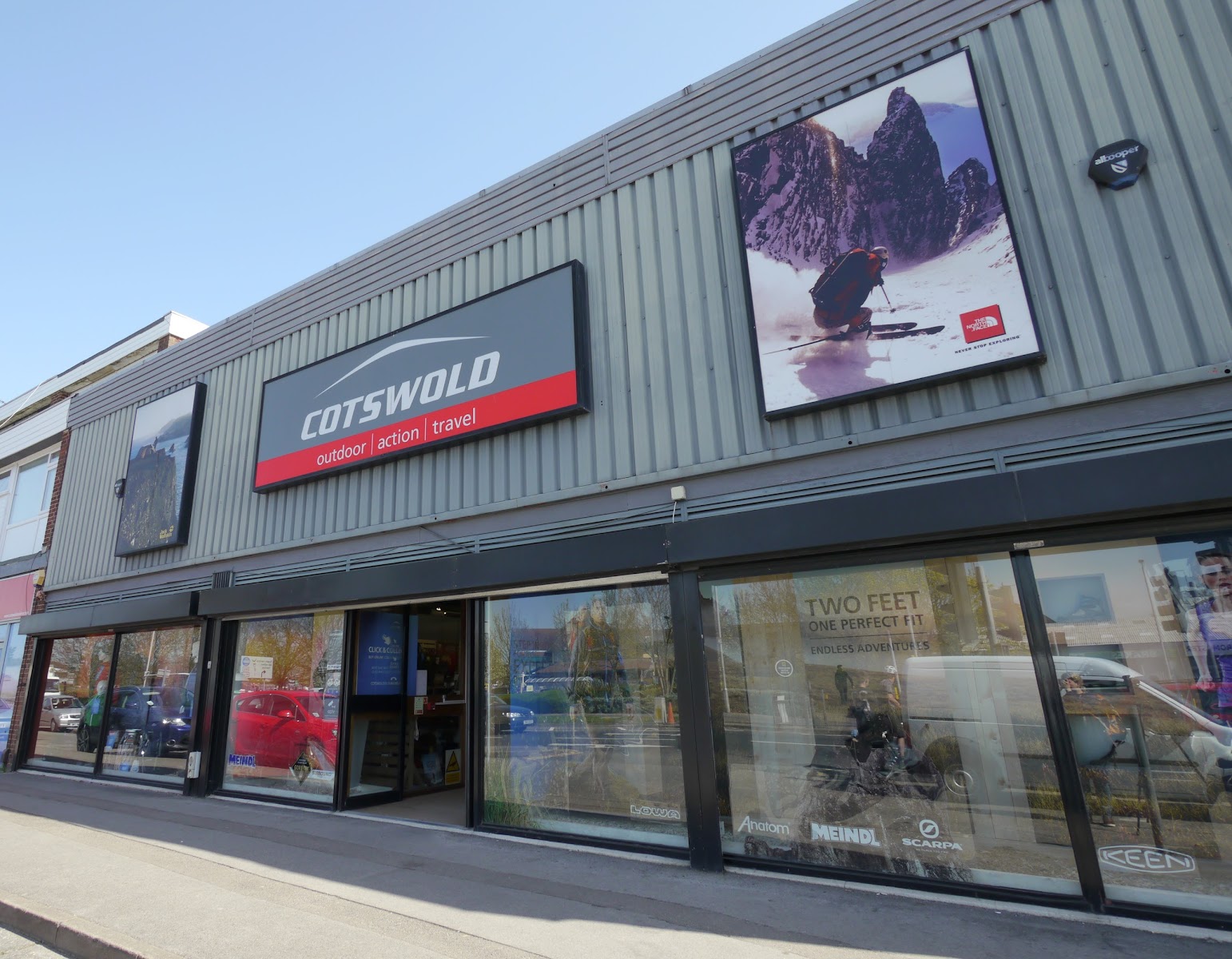 Cotswold Outdoor Reading