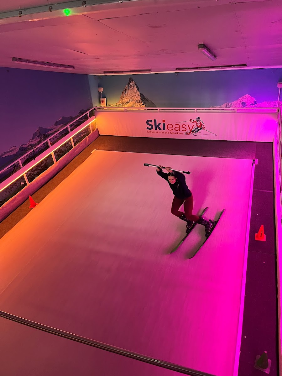 Skieasy Ski and Snowboard Centre