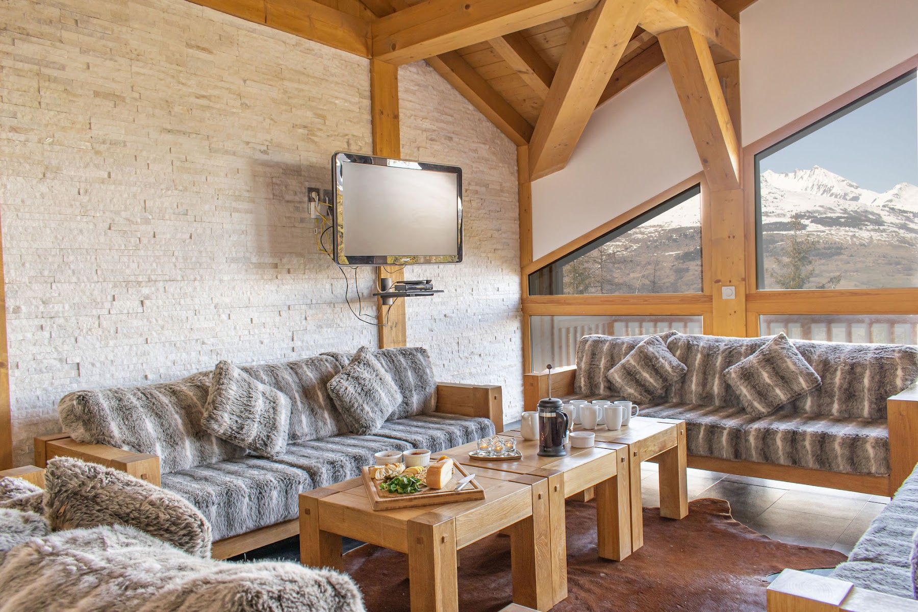 Ice and Fire Ski and Snowboarding Holidays - Chalet Edelweiss and Chalet Flocon