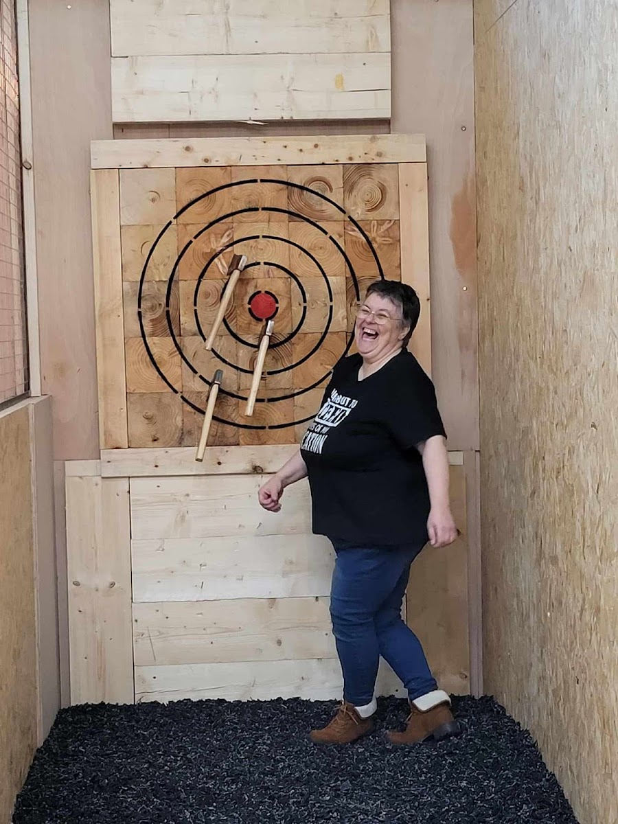 Axe Throw Leamington Spa