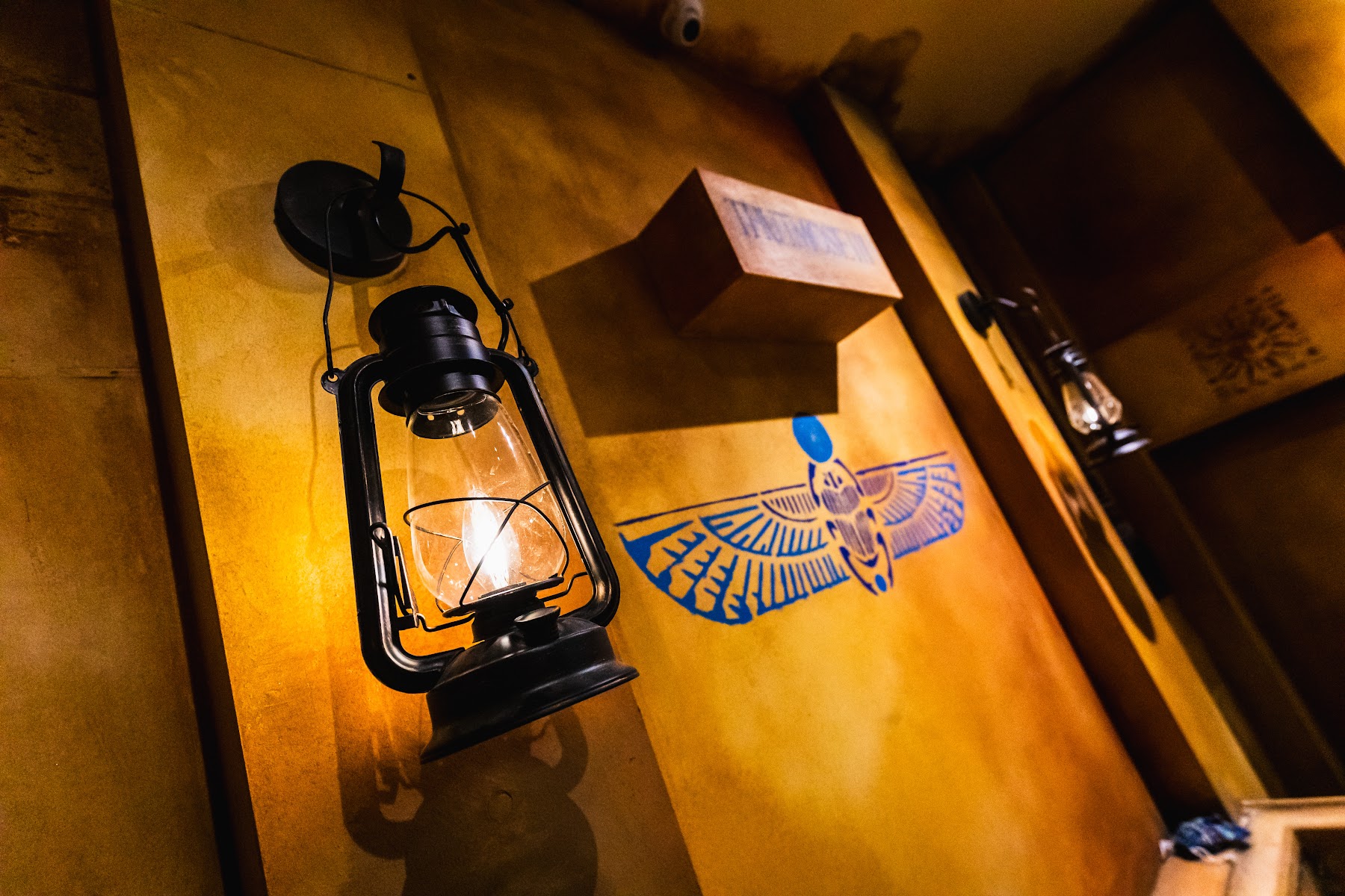 Houdini's Escape Room Experience - Wrexham