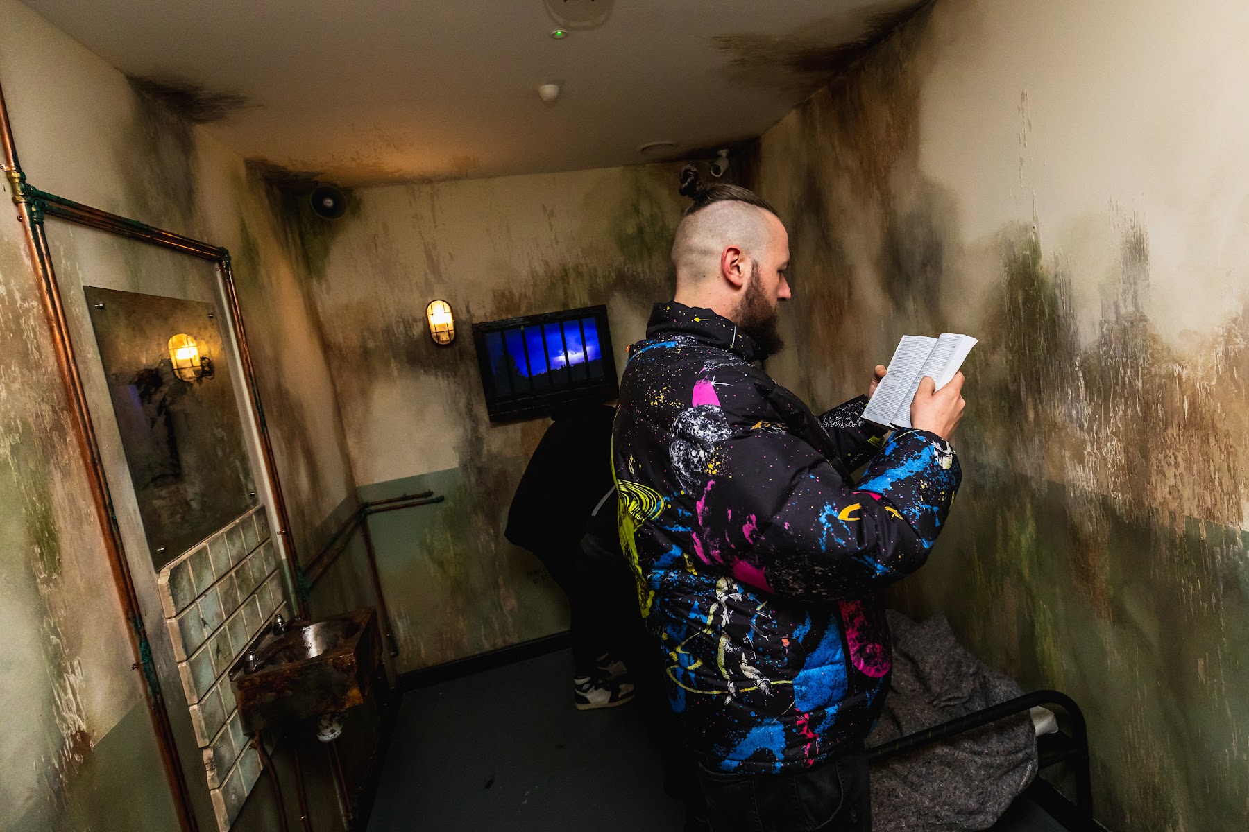 Houdini's Escape Room Experience - Dundee