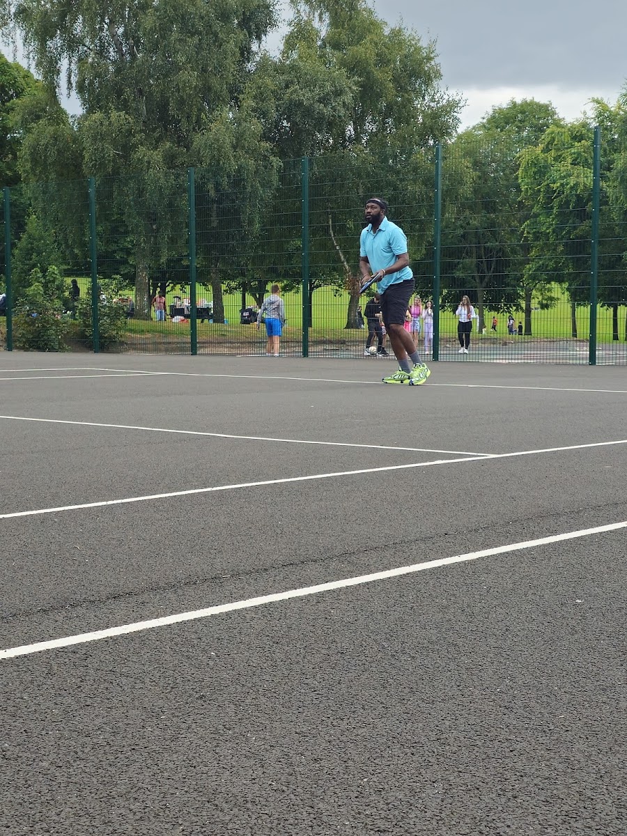 Saltwell Park Tennis and Football Courts