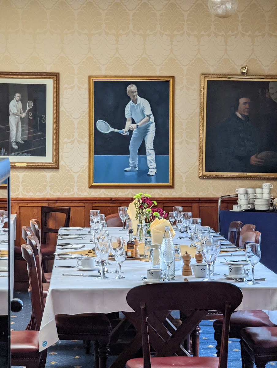 Manchester Tennis & Racquets Club