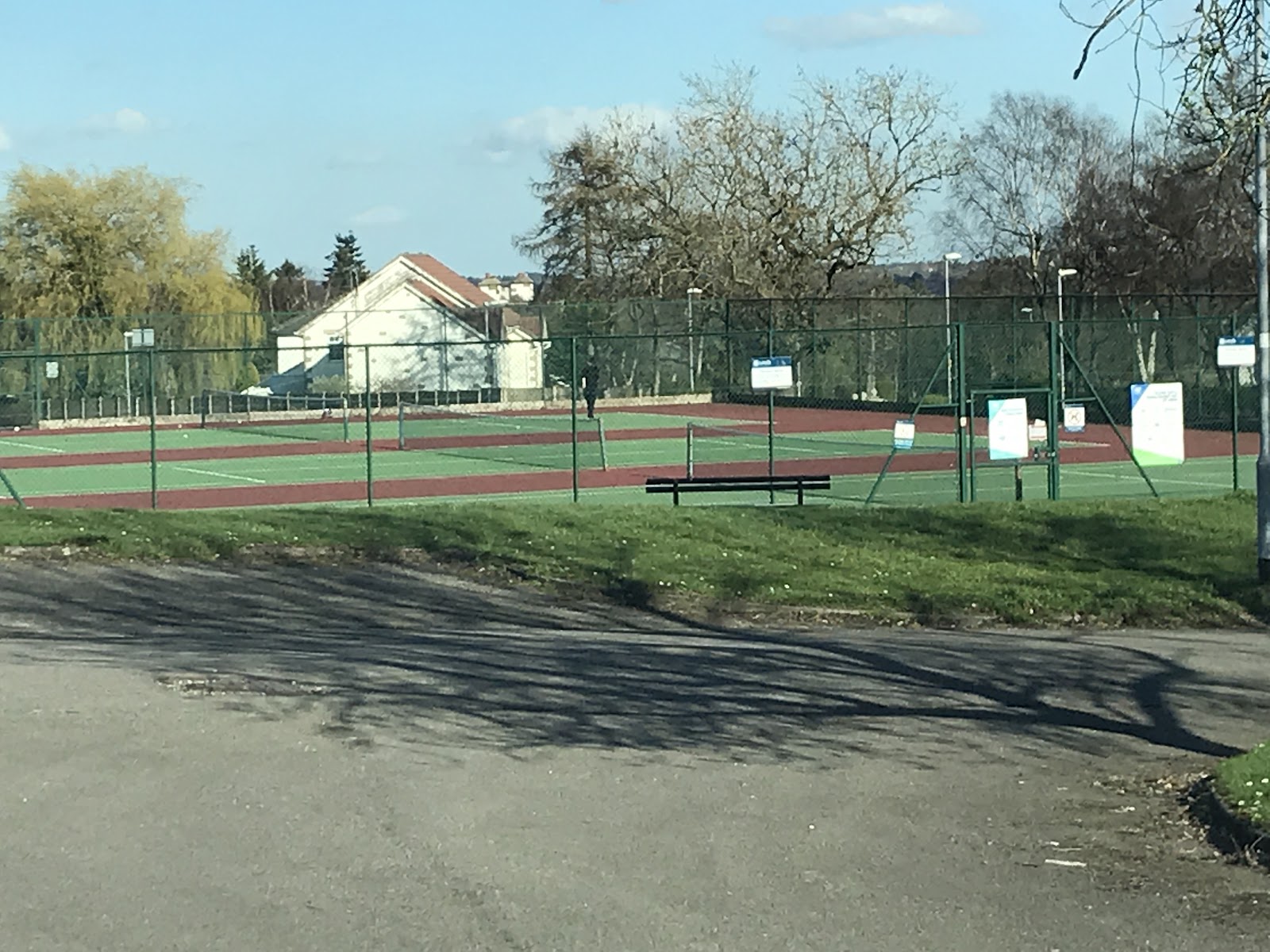 HOLT PARK • LCC Tennis Courts