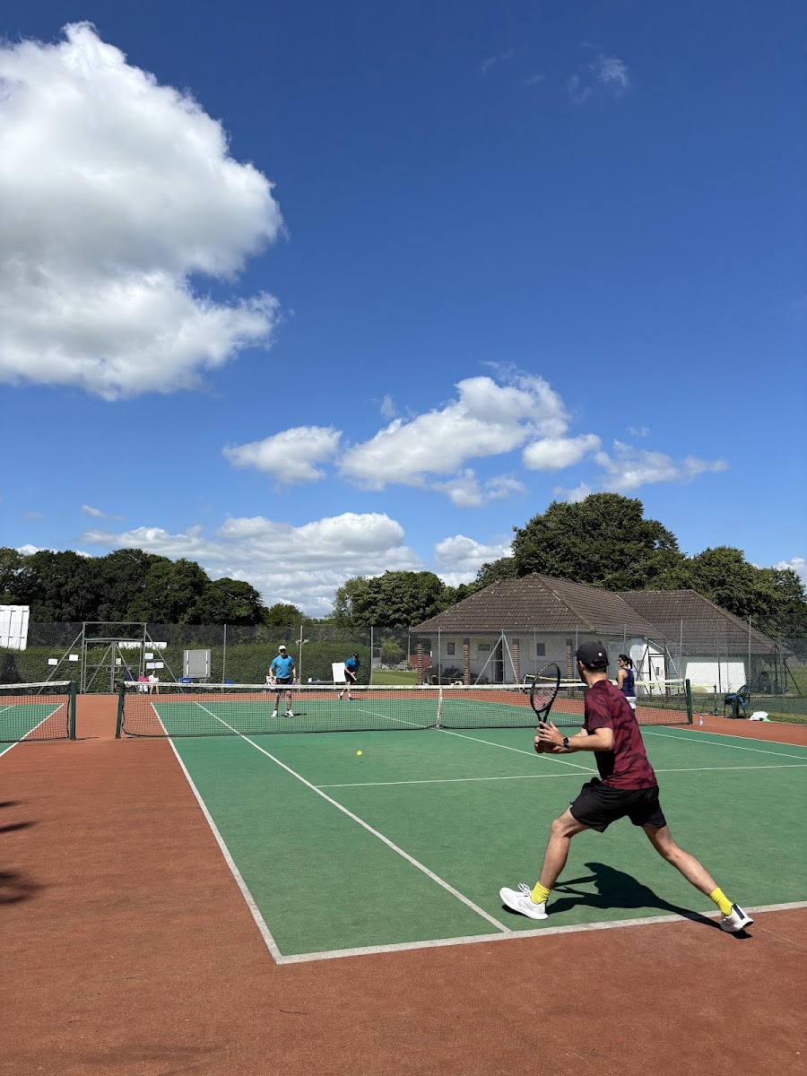 Adel Tennis Club