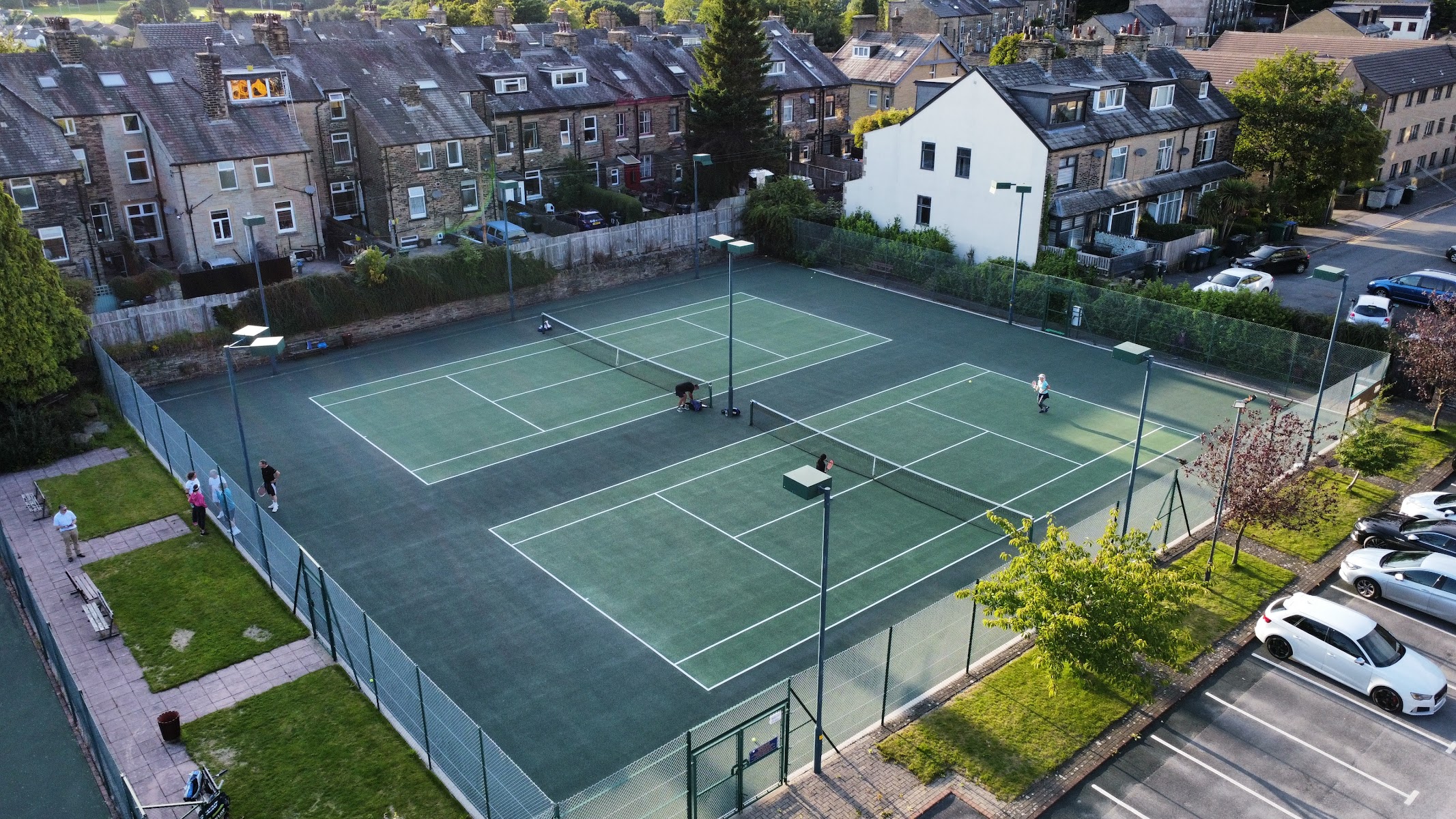 Heaton Tennis & Squash Club