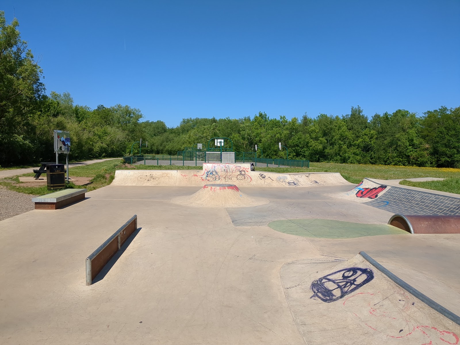 Broxtowe country park Skatepark