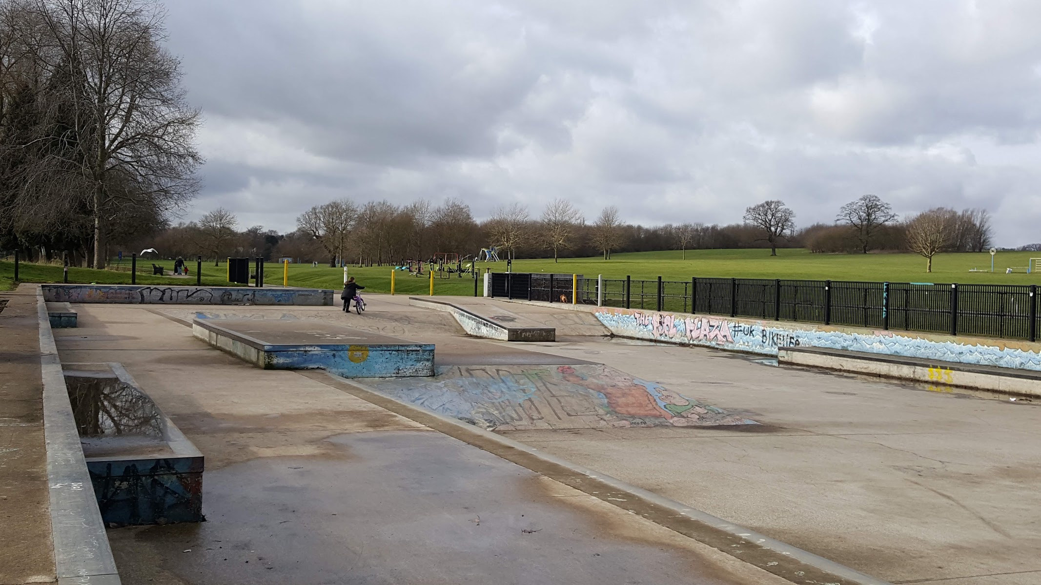Braunstone Park & Skatepark