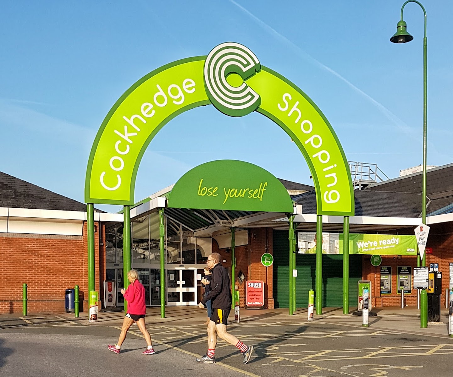 Cockhedge Shopping Park