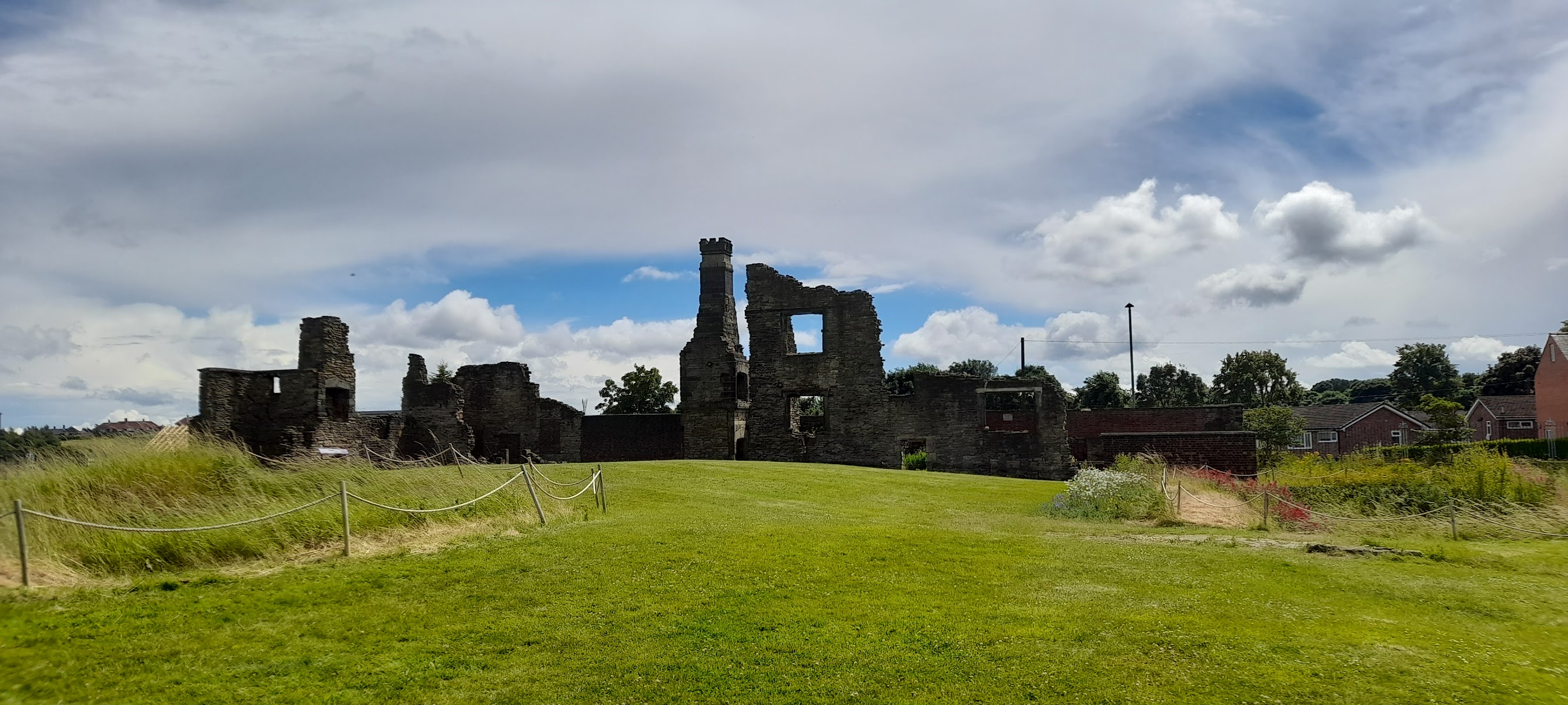 Discovery Centre & Lodge