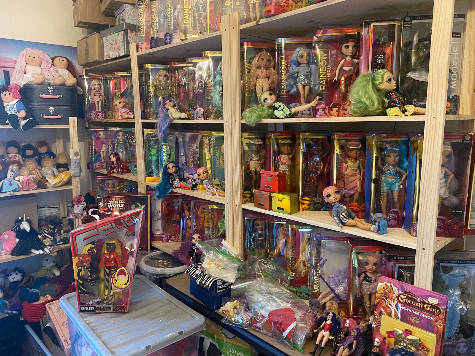 Boldon Vintage and Collectible Toys