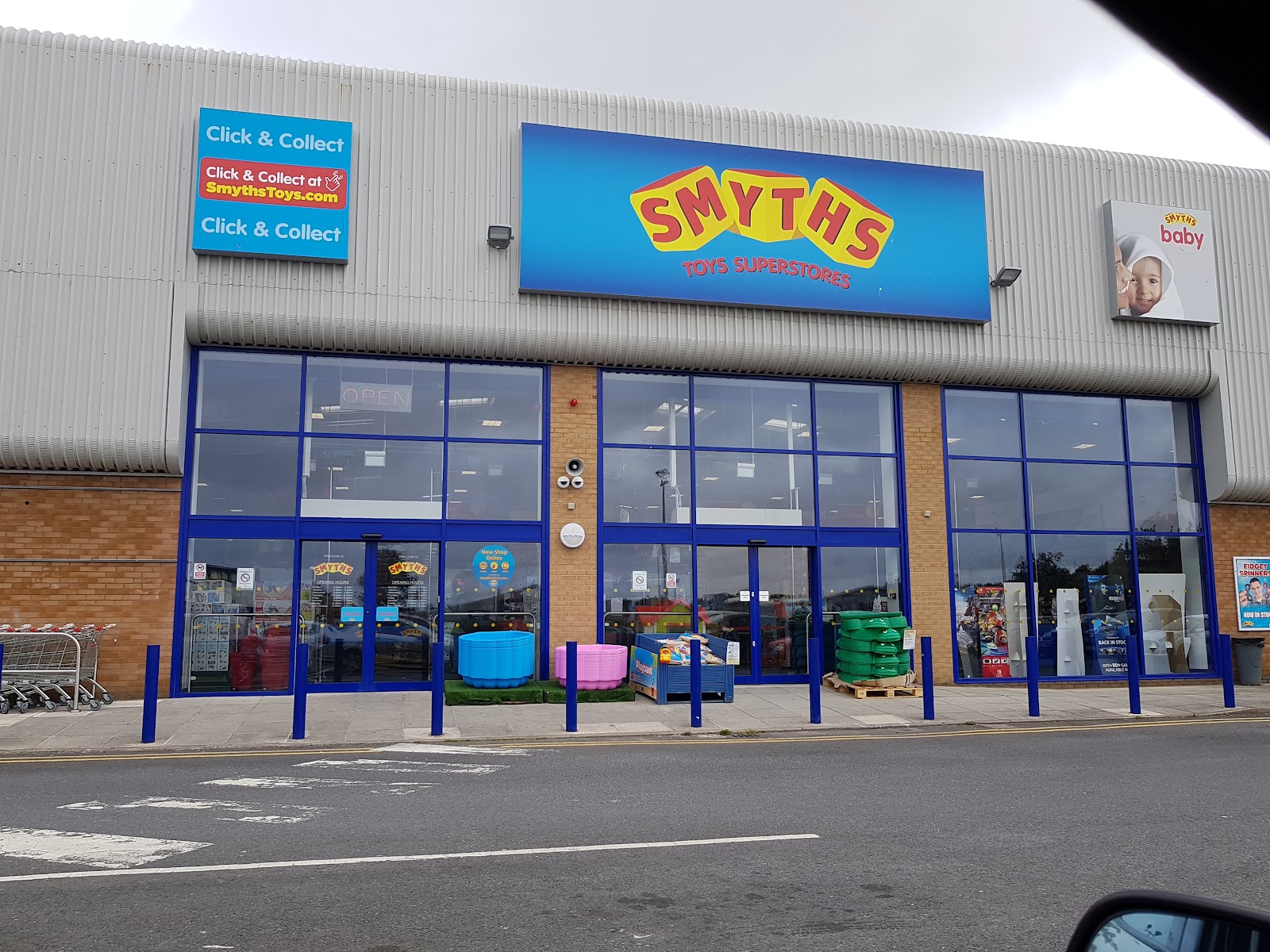 Smyths Toys Superstores