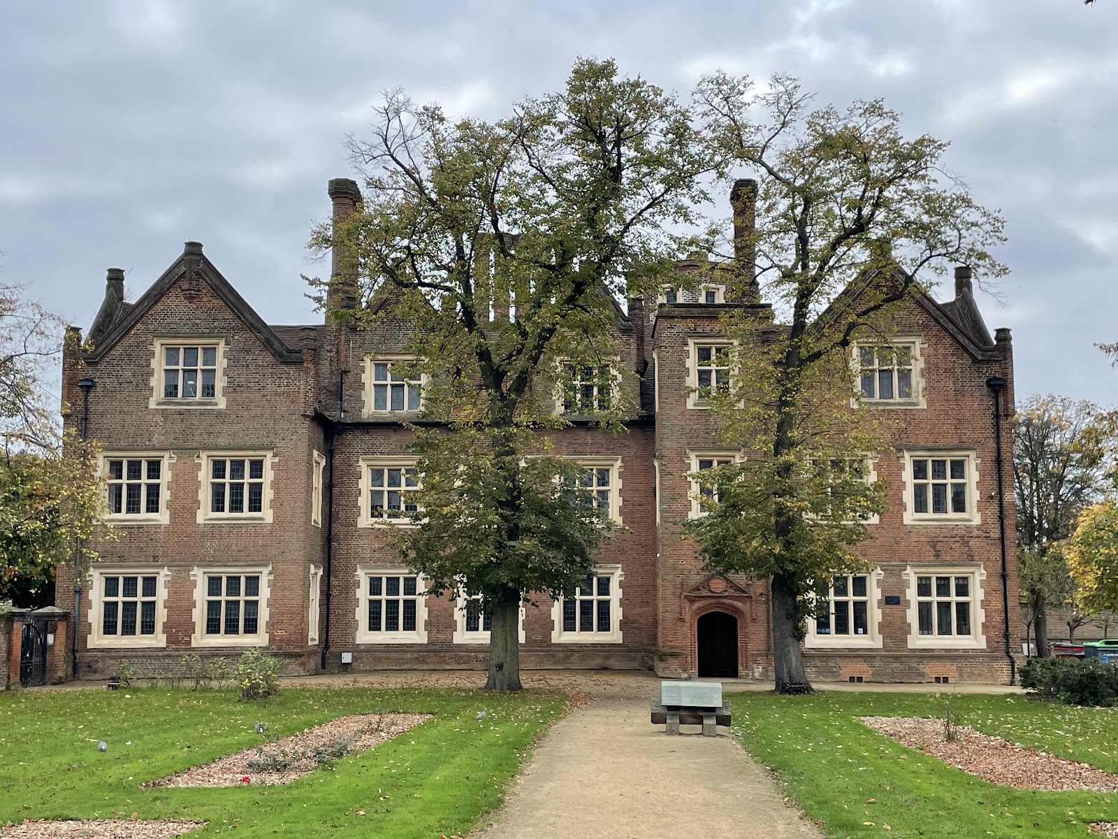 National Trust - Eastbury Manor House